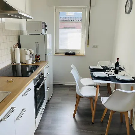 Gemuetlich*Nespresso*Netflix*Arbeitsplatz*Parkplatz Apartment Duisburg Exterior photo